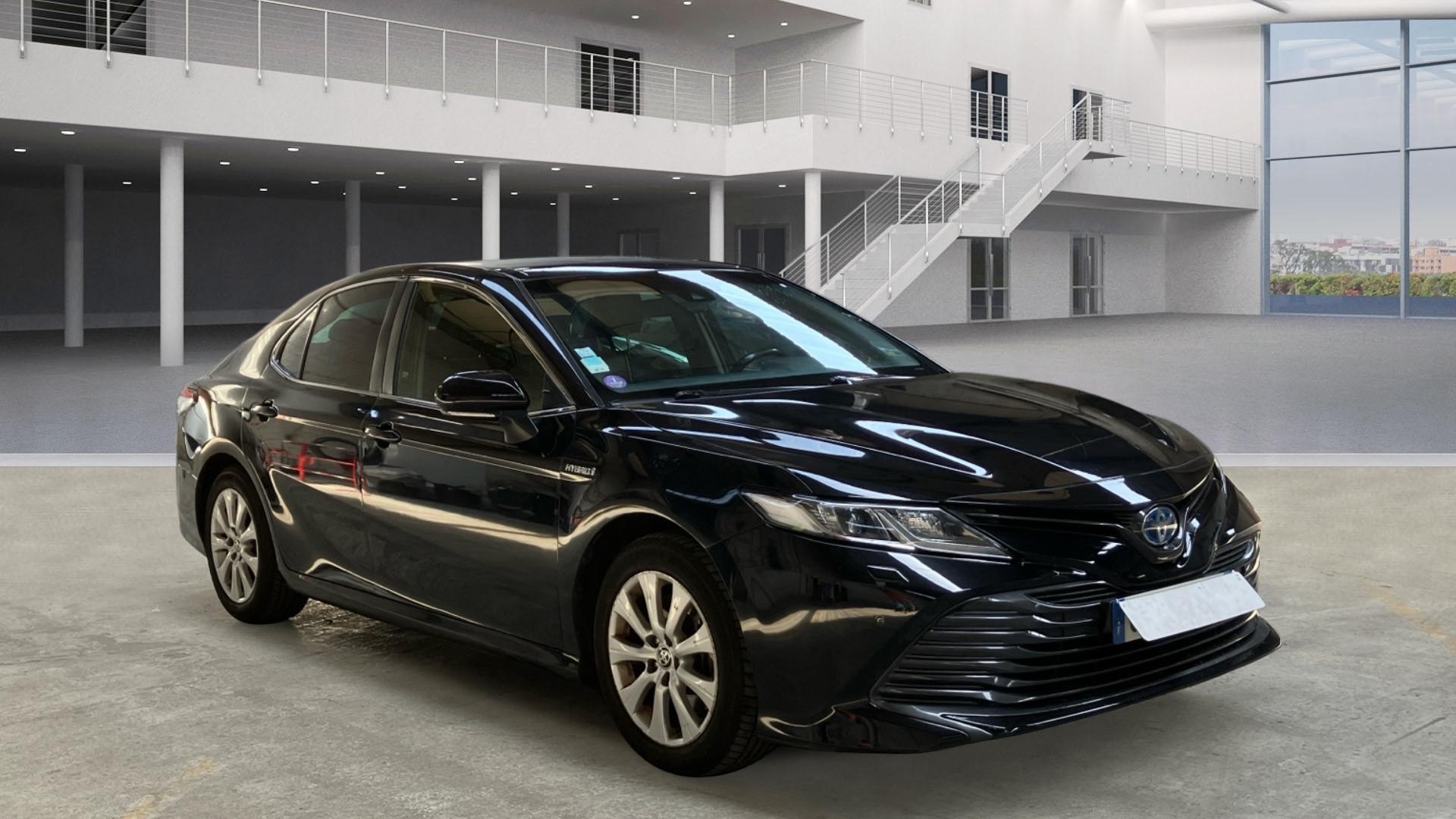 Toyota Camry 2021